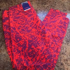 Decorative leggings. Ankle length.